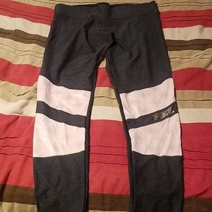 PINK Ultimate leggings